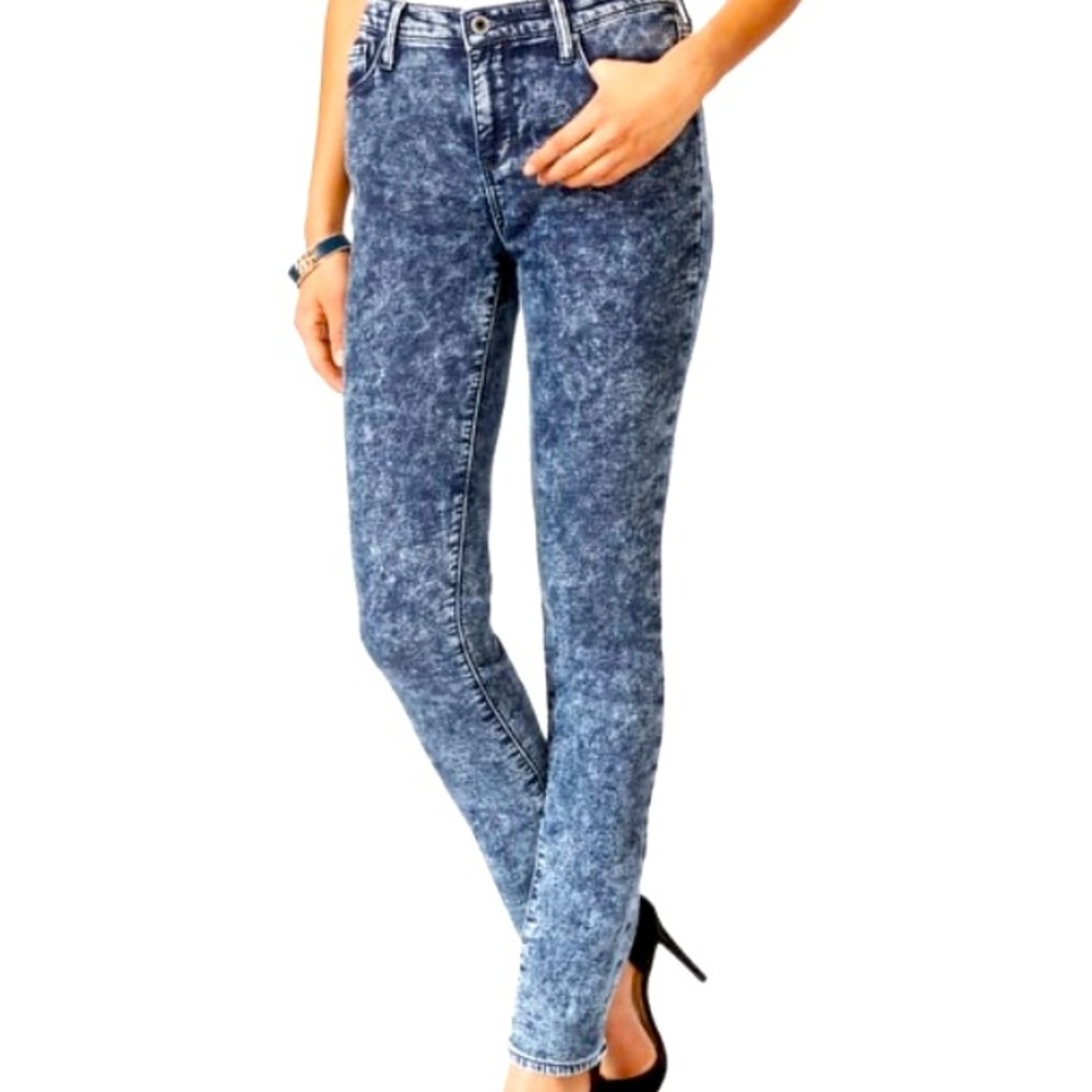 7 For All Mankind Stonewashed Skinny Jeans